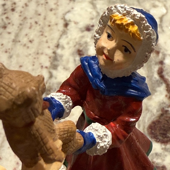 Santas From Around The World 1996 IRISH SANTA
Figurine - Picture 9 of 14